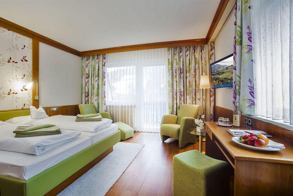 Flair Hotel Adlerbad Бад-Петерсталь-Ґрісбах Екстер'єр фото