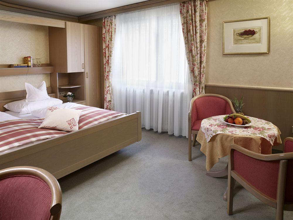 Flair Hotel Adlerbad Бад-Петерсталь-Ґрісбах Екстер'єр фото
