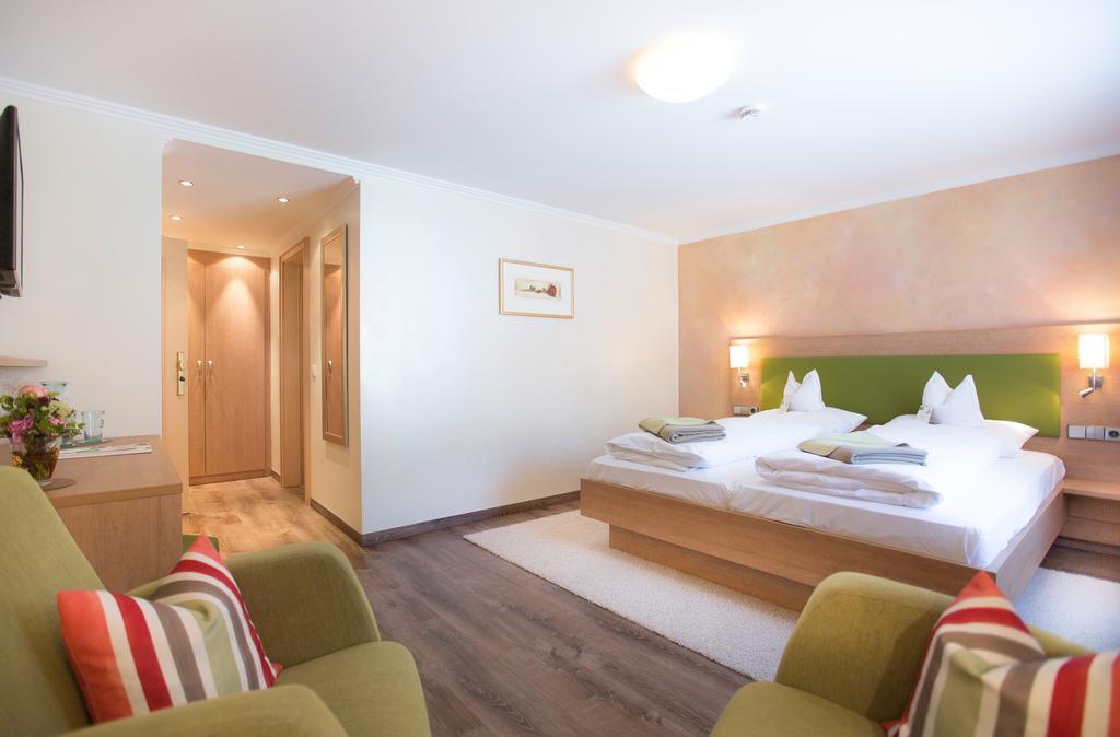 Flair Hotel Adlerbad Бад-Петерсталь-Ґрісбах Екстер'єр фото