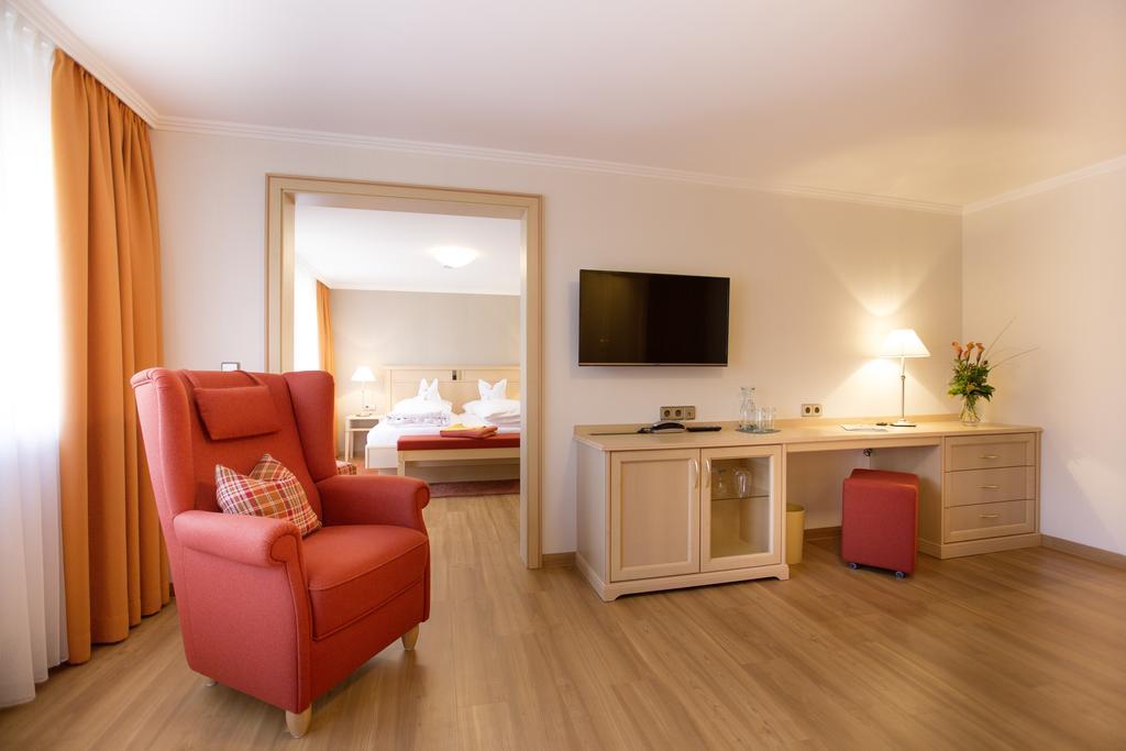 Flair Hotel Adlerbad Бад-Петерсталь-Ґрісбах Екстер'єр фото