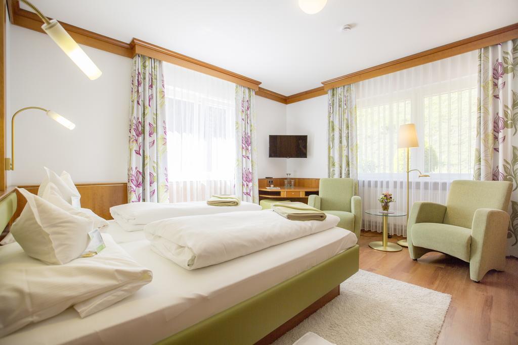 Flair Hotel Adlerbad Бад-Петерсталь-Ґрісбах Екстер'єр фото
